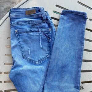 Buckle Black Label low-rise ankle skinny jeans 27